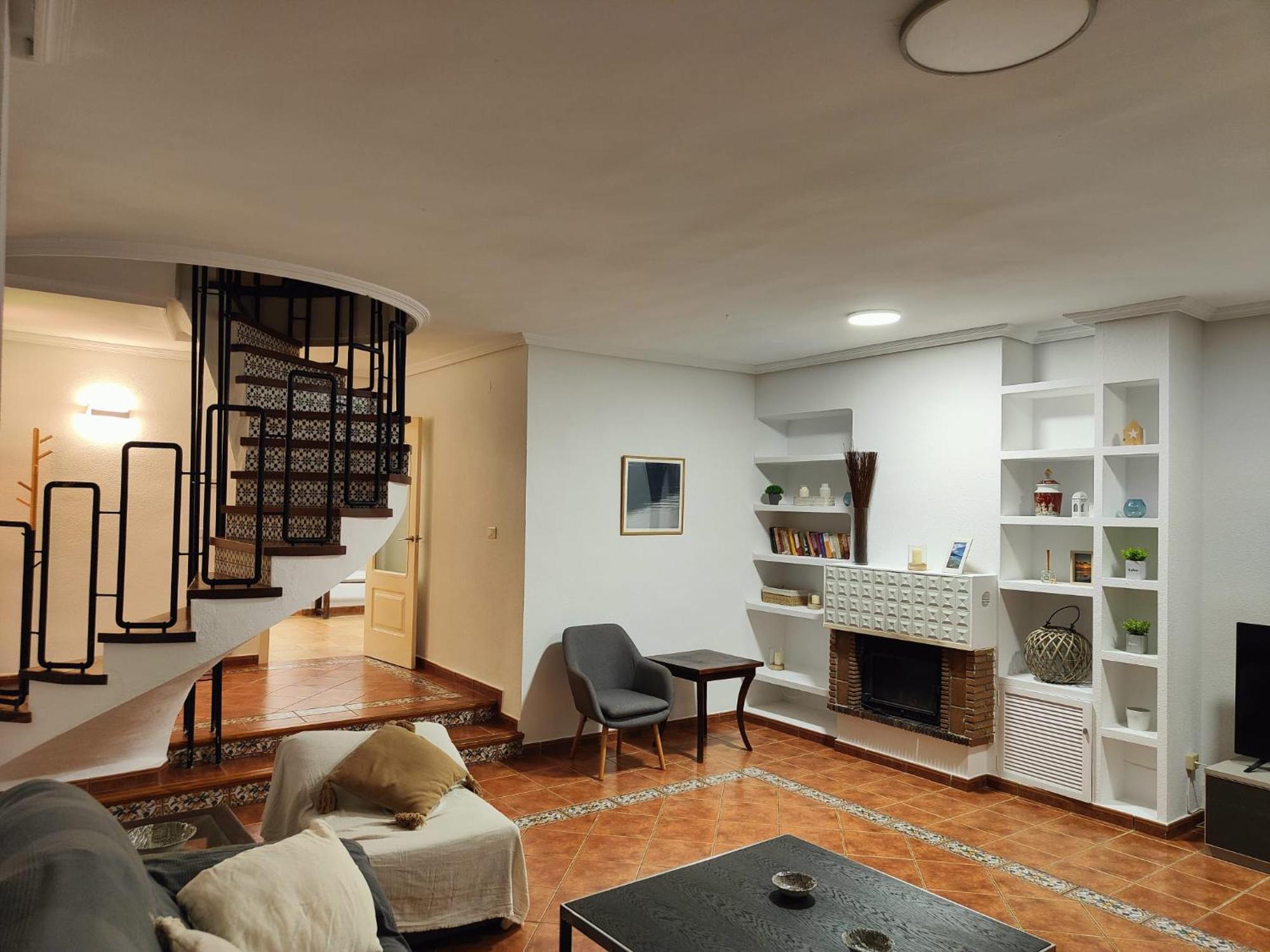 Bungalow Familiar Con Piscina 산후안데알리칸테 외부 사진